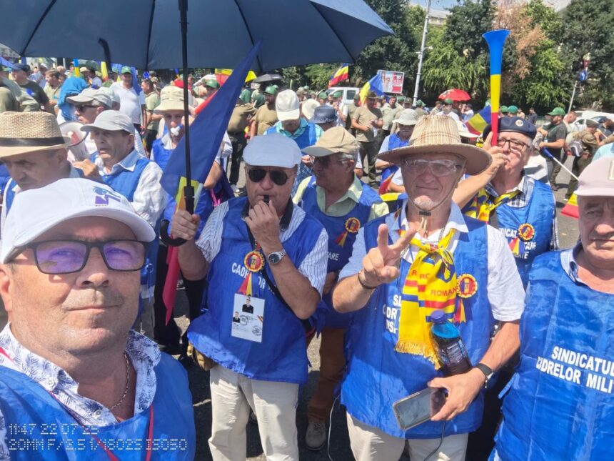 Protest în Capitală pe fondul nemulțumirilor legate de politicile Guvernului. Ilie Truță, președintele filialei 1 SCMD Constanța: Domnul Bolojan, pentru a obține solidaritatea nației române, ar trebui să taie mai întâi subvențiile partidelor politice! 1 foto video protest in capitala pe fondul nemultumirilor legate de politicile guvernului ilie truta presedintele filialei 1 scmd constanta domnul bolojan daca vrea ca natia romana sa fie solidara cu 687f70afbd124