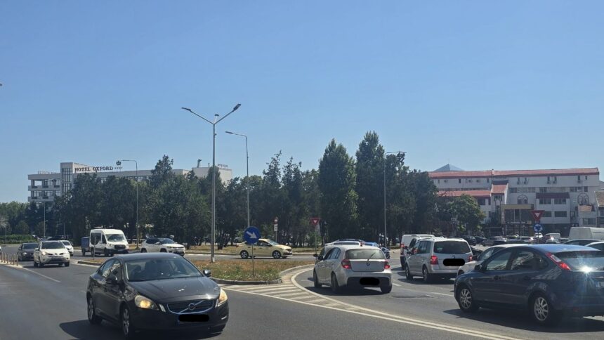 Trafic de coșmar la intrarea în stațiunea Mamaia din cauza unor lucrări la carosabil 1 foto video trafic de cosmar la intrare in statiunea mamaia din cauza unor lucrari la carosabil 68722578b4cb7
