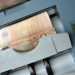 grafice creditarea incetineste in termeni reali depozitele in valuta mai cautate decat cele in lei cererea de numerar inca ridicata 68815965f1fb8