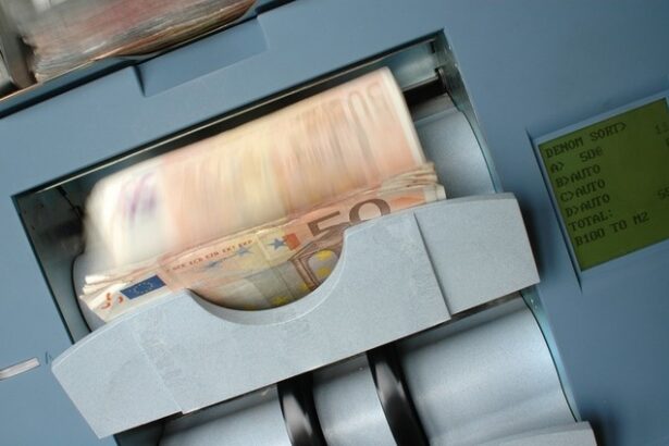 grafice creditarea incetineste in termeni reali depozitele in valuta mai cautate decat cele in lei cererea de numerar inca ridicata 68815965f1fb8