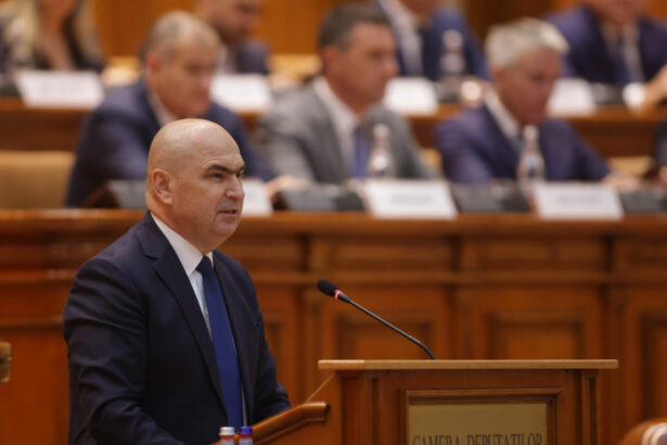 guvernul isi asuma azi raspunderea in parlament pe pachetul fiscal de austeritate 686b57a2afcc8