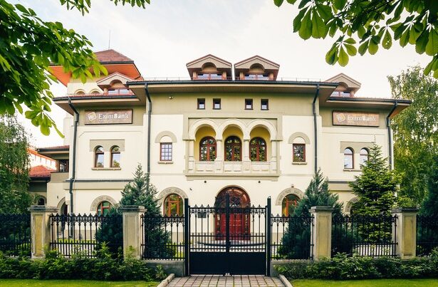 ilie bolojan anunta ca va trimite parchetului documentele cu privire la imobilul ra apps unde functioneaza eximbank 68676f43e9fe3