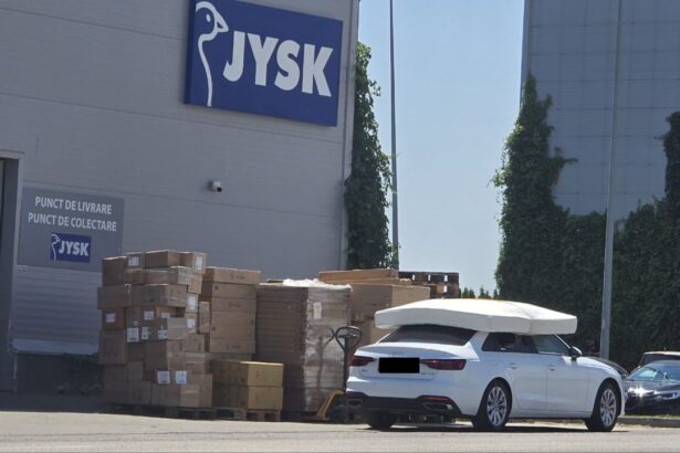 imagini incredibile in constanta posesor unui audi surprins cu salteaua pe masina 68723b5c77eef