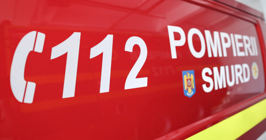 incendiu cu degajari mari de fum in piata alexandru din iasi nu au fost victime 687c0aa50c3e0