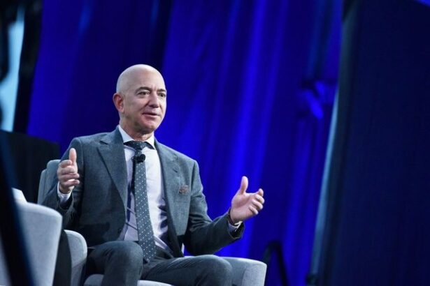 inginerii au pierdut in spatiu un satelit platit de bezos 68656e11e05a8