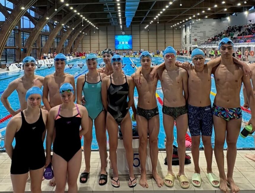 Înotătorii de la Atena Sport Club Constanța, medaliați la Cupa României 1 inotatorii de la atena sport club constanta pe podium la cupa romaniei 6880d78aa235d