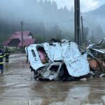 inundatii devastatoare in mai multe judete din romania o persoana a murit sute de evacuati poduri avariate drumuri surpate 688728695c76a
