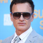 julian mcmahon a murit actorul cunoscut pentru rolurile din fantastic four si nip tuckavea 56 de ani boala care l a rapus 6868dd47ced03