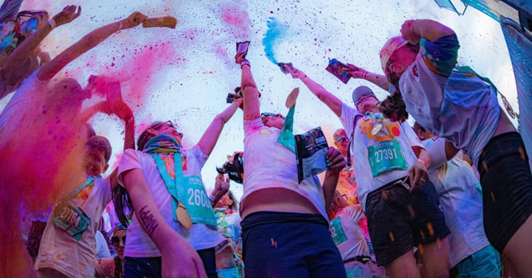 Mamaia se colorează din nou! The Color Run revine pe litoral începând cu 2 august 2025. Vor fi impuse restricții de trafic rutier. 1 mamaia se coloreaza din nou the color run revine pe litoral din 2 august 2025 vor fi impuse restrictii de trafic rutier 688af9a8306dd