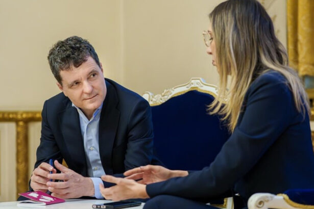 mesajul lui nicusor dan privind reorganizarea romsilva a fost asociata prea des cu privilegii nemeritate 68826d67e0c6d