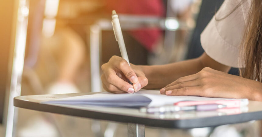 ministrul educatiei vom avea 3 tipuri de burse criteriile dupa care vor fi acordate 6866973b37852
