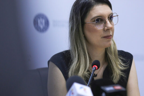 ministrul mediului salina praid nu mai poate fi salvata autoritatile au pasat responsabilitatea pana s a ajuns la castori 687d4963e3ec1