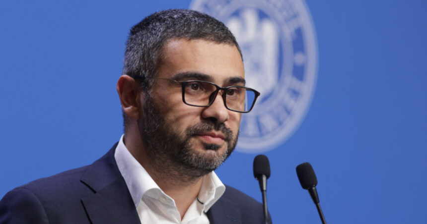 ministrul muncii spune ca este multumit de angajatii de la minister si ca le ar mari putin salariile 687a53308d3e8