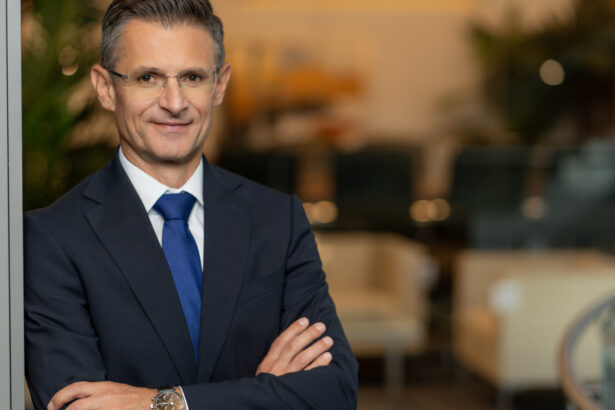 mircea scaunasu vice president pmi cred intr un leadership care nu se ascunde in spatele echipei ci care o sustine si o protejeaza 6863cc697c545