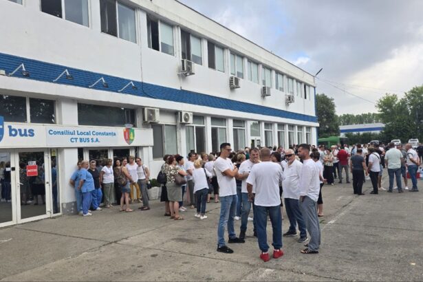 negocieri tensionate la ct bus ultima runda de dialog intre conducerea companiei si reprezentantii sindicali 688b5c2d9f1db