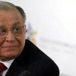 news alert noi detalii despre starea lui ion iliescu fostul presedinte este constient dar are nevoie de suport respirator 6864e6ce82be7