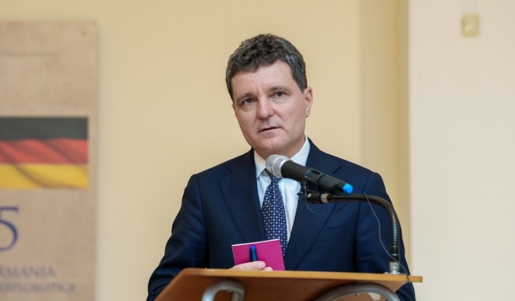 nicusor dan a fost o greseala sa vorbim despre cum o sa taiem pensiile magistratilor 687b1c2f96a65