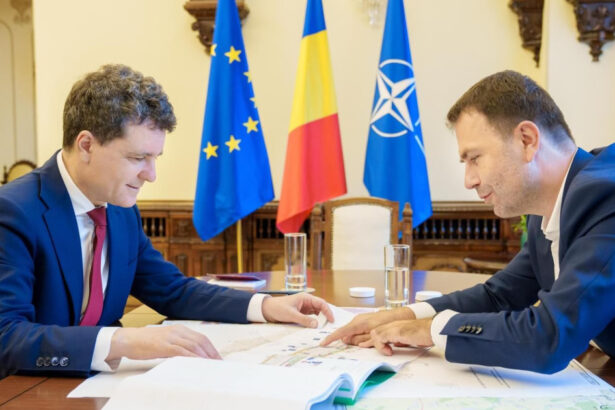nicusor dan s a intalnit cu catalin drula la cotroceni coalitia discuta data alegerilor din bucuresti surse luna noiembrie varianta 688a13a194b70