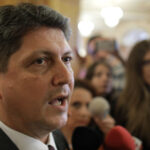 noi critici din interiorul psd nu mai suntem un partid viu ceea ce ne spune seful linia aia trebuie urmata 687b9ef4a89f6