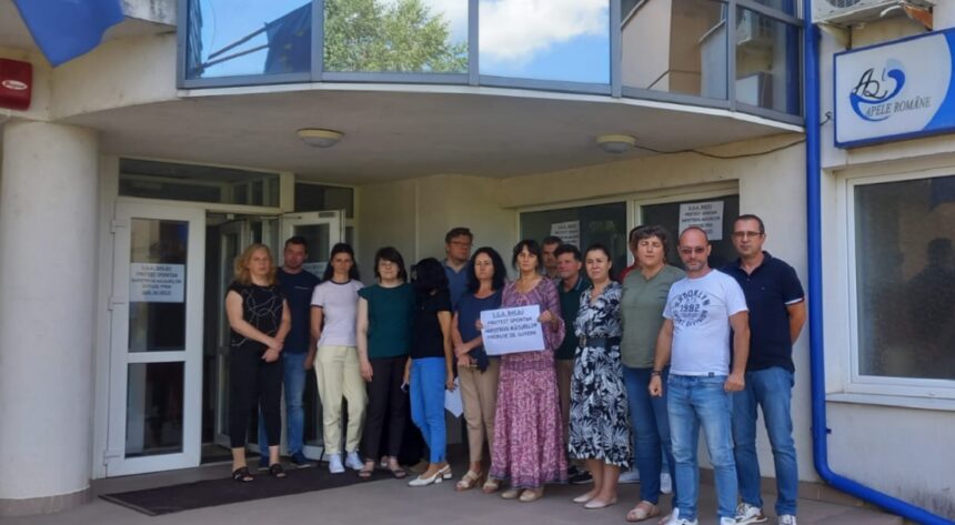 O nouă zi de proteste: Angajații Administrațiilor Bazinale de Apă din România ies în stradă miercuri. 1 o noua zi de proteste angajatii de la administratiile bazinale de apa din romania ies miercuri in strada 6864120057a20