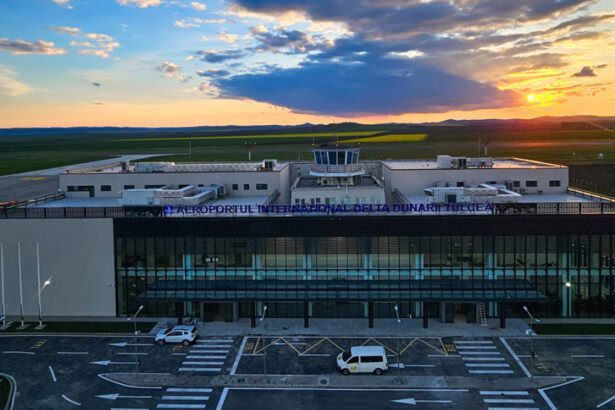 opt calatori in trei luni pe aeroportul din tulcea asta nu i opreste pe sefi sa faca angajari 688bb271acafd