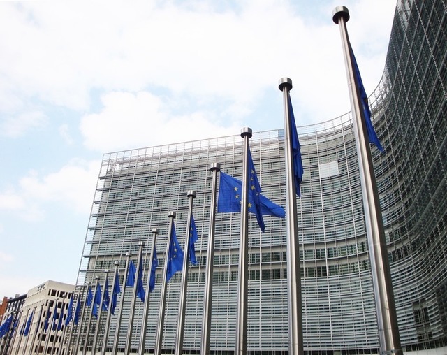 parlamentul european a ramas fara aer conditionat in plina canicula 686527ebbf8f6