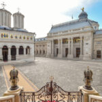 patriarhia le cere preotilor sa le permita oamenilor sa se adaposteasca de canicula in parohii si manastiri si sa ofere sprijin 686cb02b7ec65