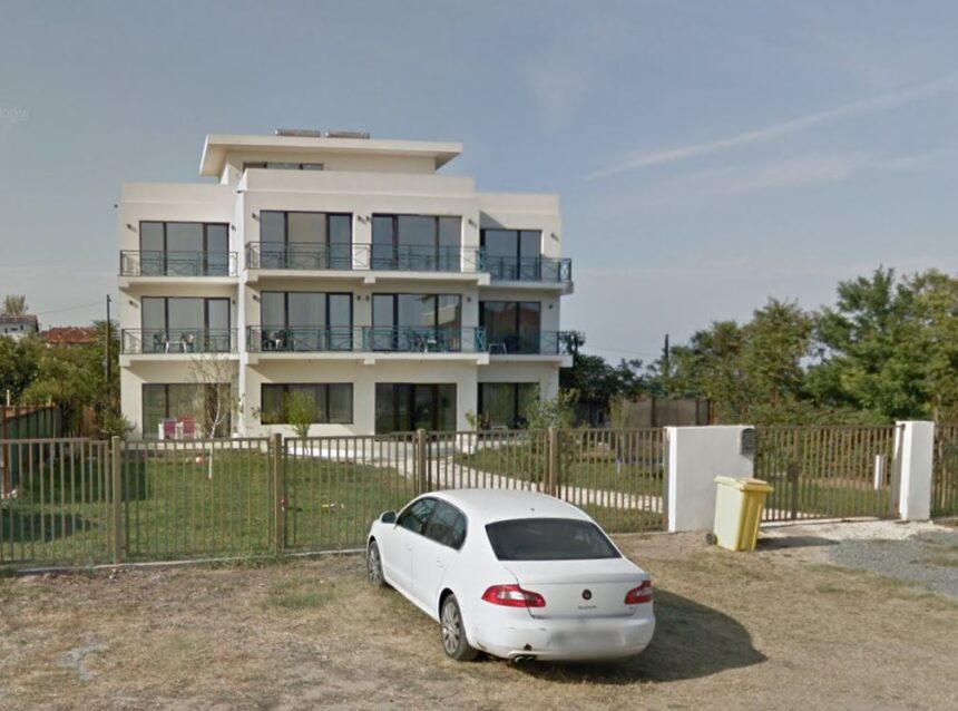 Pensiune cu plajă proprie, evaluată la 1,2 milioane de euro, disponibilă pentru vânzare în Eforie Sud 1 pensiune cu plaja proprie evaluata la 12 milioane de euro scoasa la vanzare in eforie sud 686350a913c64