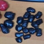 Tânăr de 19 ani reținut de anchetatorii din Constanța pentru trafic de droguri de mare risc 2 persoana de 19 ani retinuta de anchetatorii constanteni pentru trafic de droguri de mare risc 6888dc55599ea
