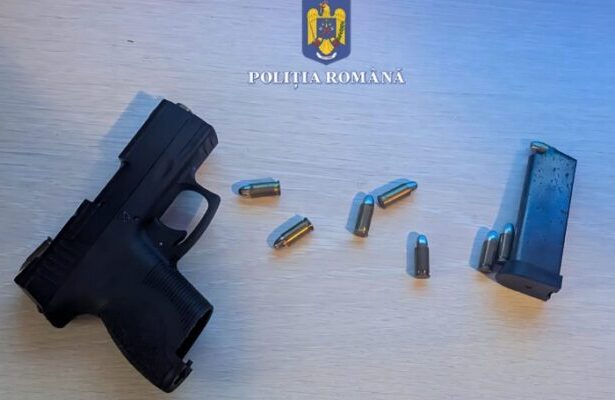 pistol letal si 10 cartuse cu glont ridicate in urma unei perchezitii in constanta 687a5bd611f92