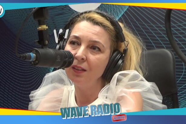 poeta amelia stanescu despre singuratati de imprumut la wave radio video 6876d9be49b0e