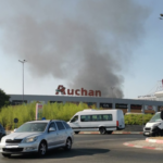 pompierii sunt in alerta incendiu cu degajari mari de fum in zona vivo constanta 686b6053490d8
