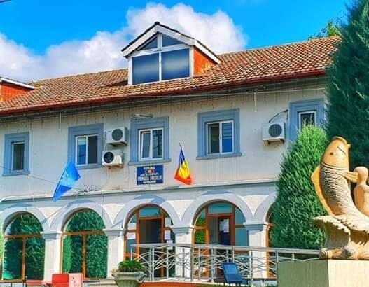 primaria navodari premiaza excelenta scolara 150 de elevi in lumina reflectoarelor 68835aa291eec