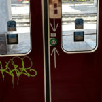 primul tren electric nou din romania vandalizat ministerul transporturilor confortul depinde si de gradul de civilizatie 686ffe30adf81
