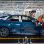 Producătorii germani de automobile au suportat costuri mari în prima lună de tarife vamale cu SUA, iar exporturile Germaniei de mașini electrice vor atinge un nivel record în 2024. 2 producatorii germani de automobile au avut costuri uriase in prima luna de tarife vamale cu sua exporturile germaniei de masini electrice vor atinge un nivel record in 2024 6863694a9f9c3