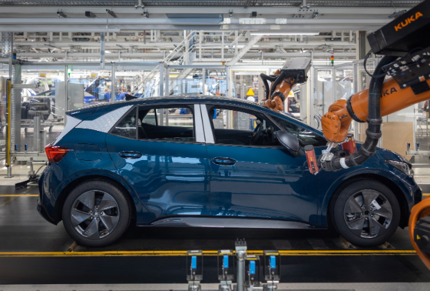 producatorii germani de automobile au avut costuri uriase in prima luna de tarife vamale cu sua exporturile germaniei de masini electrice vor atinge un nivel record in 2024 6863694a9f9c3