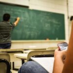 profesorii ameninta deschiderea anului scolar va fi in strada in toate orasele din romania 686b7581a3c86