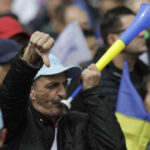 Propunerea sindicaliștilor: finanțare din buget pentru partide, doar în anii în care România respectă ținta de deficit 2 propunerea sindicalistilor bani de la buget pentru partide doar in anii in care romania se incadreaza in tinta de deficit 686ac77fa608f