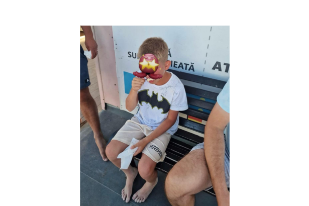 ratacit pe plaja si salvat de turisti si salvamari un baiat de 9 ani a mers singur de la eforie sud la eforie nord 6866b8fa7bac8