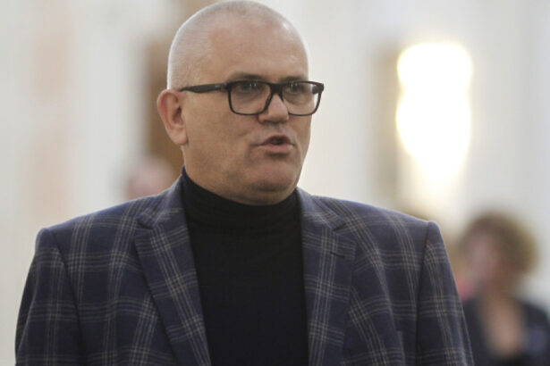 reactia lui nicusor dan in scandalul de hartuire legat de marius pieleanu trebuie sa fie o cercetare temeinica a snspa 688a1aa9a068e