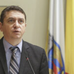seful societatii de administrare a participatiilor in energie anunta ca doneaza la buget 20 din venitul lunar net 6871def7003fe