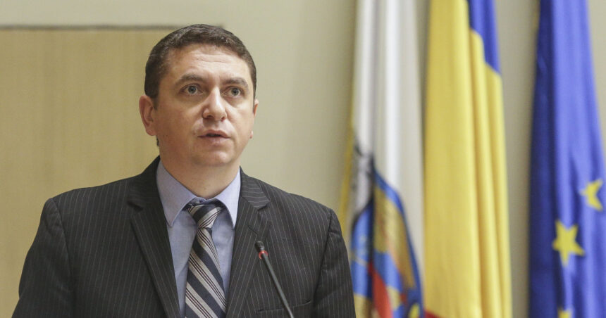seful societatii de administrare a participatiilor in energie anunta ca doneaza la buget 20 din venitul lunar net 6871def7003fe