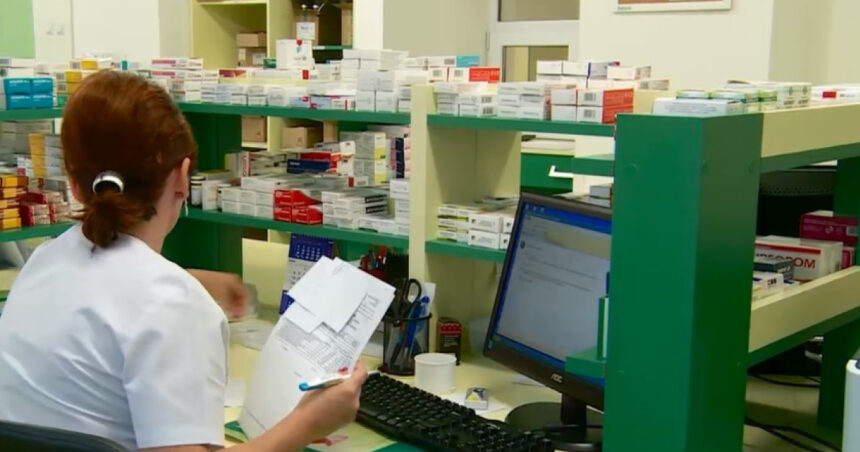 Avertisment din partea farmaciștilor: întârzieri de trei luni la decontările pentru medicamentele compensate și gratuite 1 semnal de alarma din partea farmacistilor intarzieri de trei luni la decontarile pentru medicamente compensate si gratuite 686526cc0e8dd