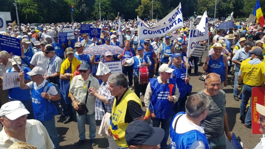 sindicatul cadrelor militare disponibilizate din constanta participa la protestul antiguvernamental din bucuresti iata ce se cere 687bd796ef5d1