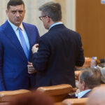 Sondaj CURS: AUR atinge 38%, PSD se situează la 20%. Care sunt scorurile celorlalte partide? 3 sondaj curs aur a ajuns la 38 psd are 20 ce scoruri obtin celelalte partide 6870e77a74a14
