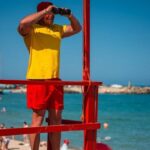 steag rosu pe plaja din eforie sud si galben in eforie nord 6871215d25eb1