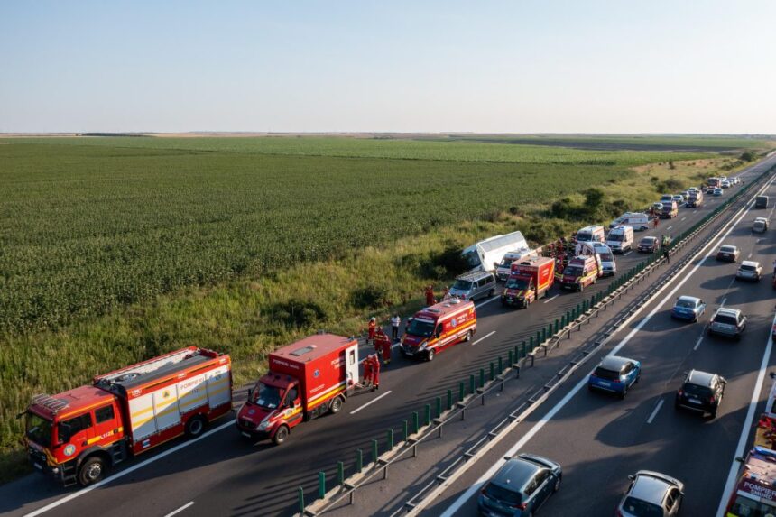 tragedie pe a2 razvan micul baschetbalist grav ranit in accidentul de autocar a pierdut lupta pentru viata ne plecam capetele in fata unei dureri de neimaginat 687640b676427