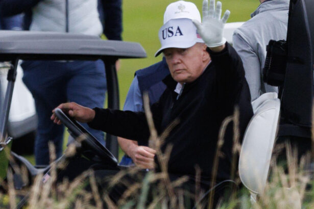 trump pe terenul de golf inaintea intalnirii cu ursula von der leyen agenda discutiilor 688630b0950e5