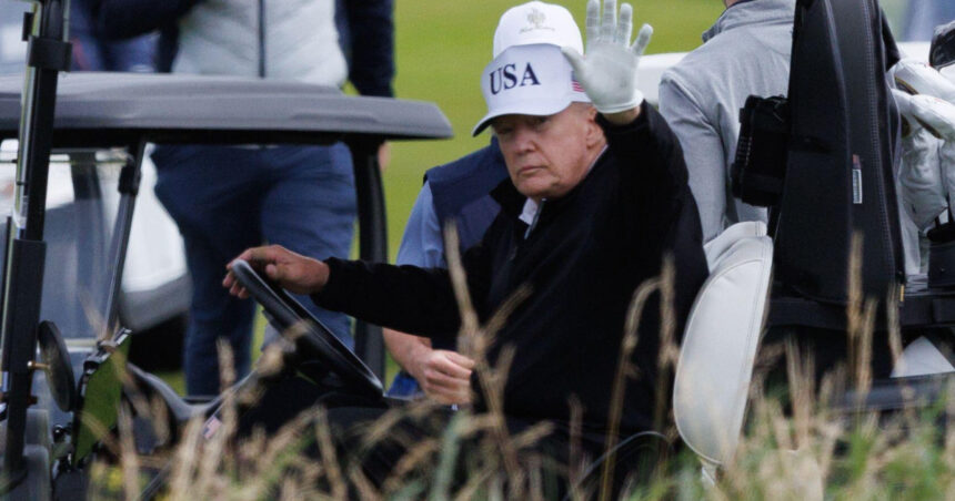 Trump, pe terenul de golf înaintea întâlnirii cu Ursula Von der Leyen. Subiectele de discuție 1 trump pe terenul de golf inaintea intalnirii cu ursula von der leyen agenda discutiilor 688630b0950e5