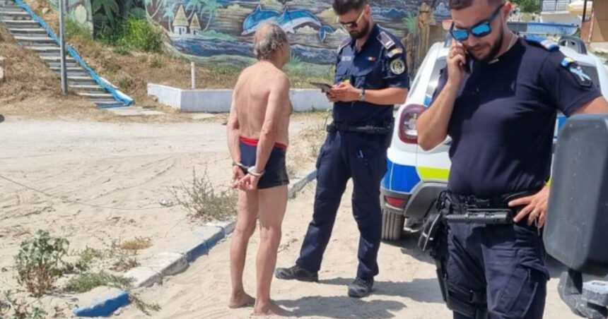 Turist sancționat și reținut la Eforie pentru comportament scandalos după ce salvamarii l-au scos din apă în timpul interdicției de îmbăiere 1 turist incatusat si amendat la eforie pentru ca a facut scandal dupa ce salvamarii l au scos din apa cand scaldatul era interzis 6887bdf9eb3ed